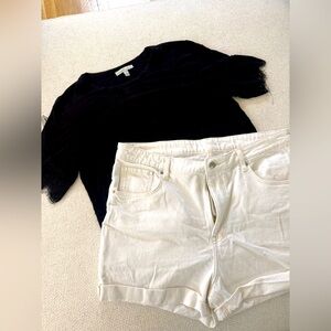 H&M High waisted White mom Shorts